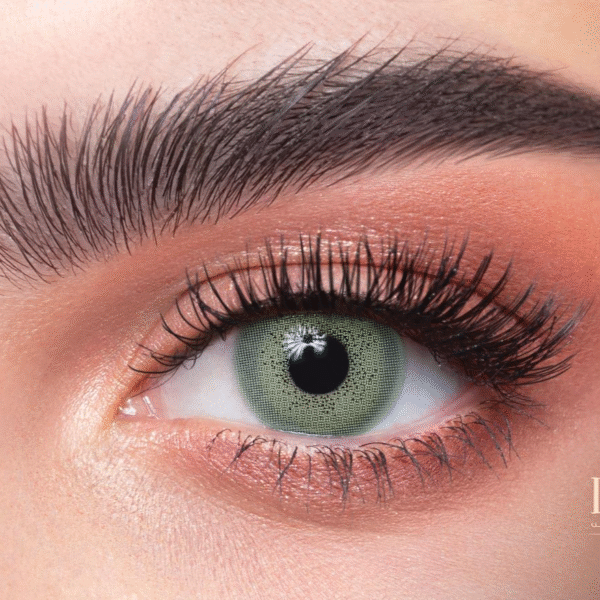 عدسات لاصقة ناعمة لون مينثا من نوت كوزمتيك