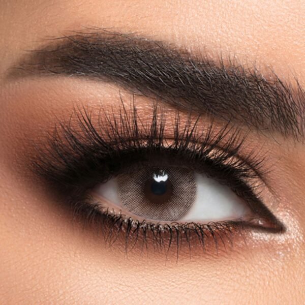 عدسات لاصقة ناعمة لون كراميل من نوت كوزمتيك