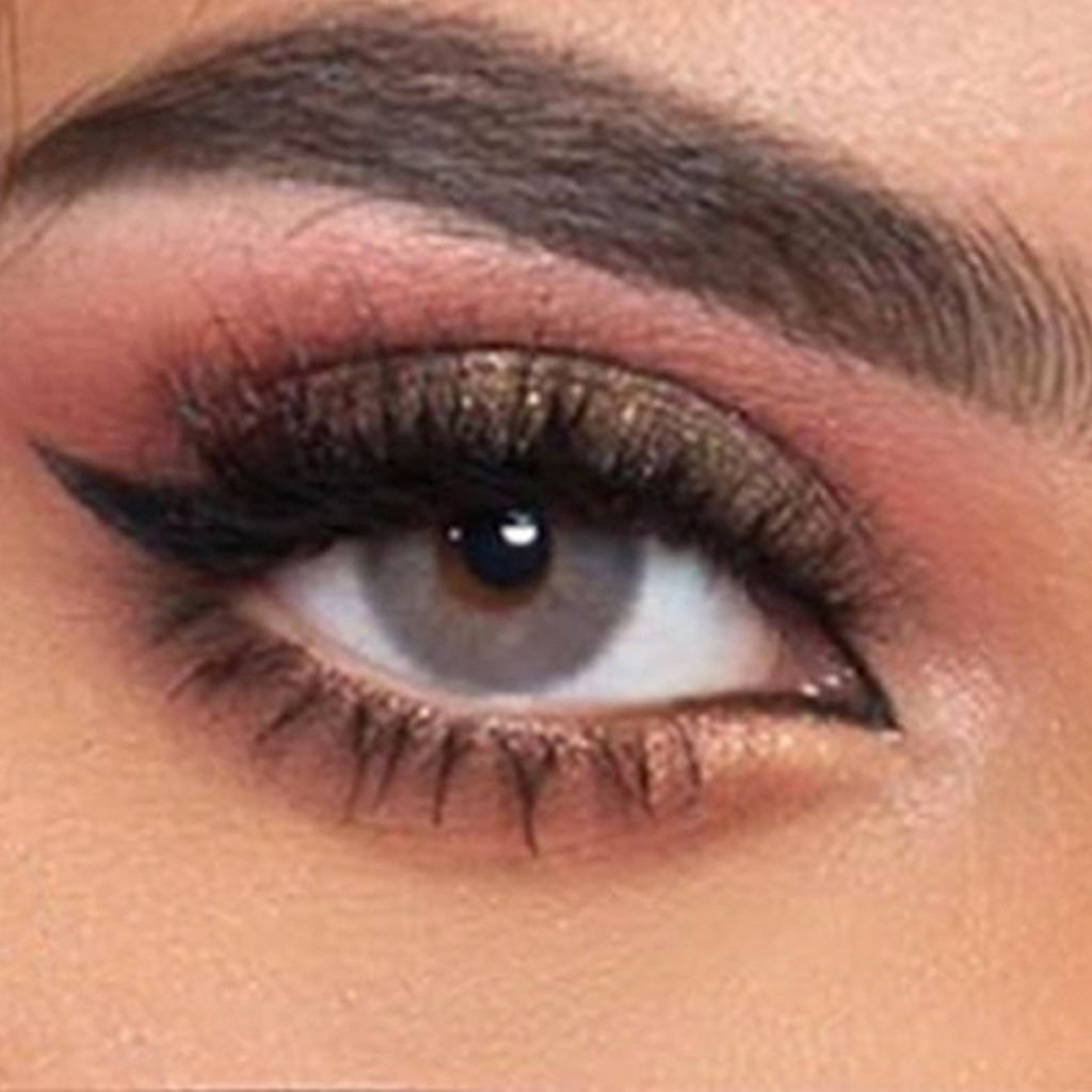 عدسات لاصقة ناعمة لون سموكي من نوت كوزمتيك