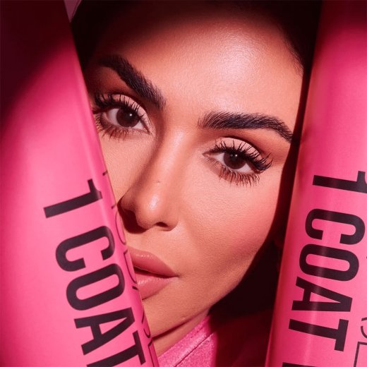 ماسكرا ون كوت واو لتكثيف ورفع الرموش من هدى بيوتي - الصورة 2